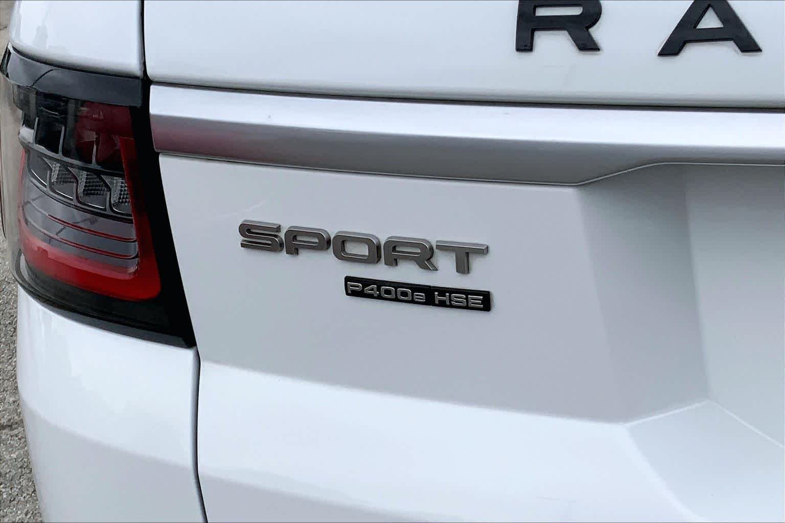 Used 2020 Fuji White Land Rover HSE image 10
