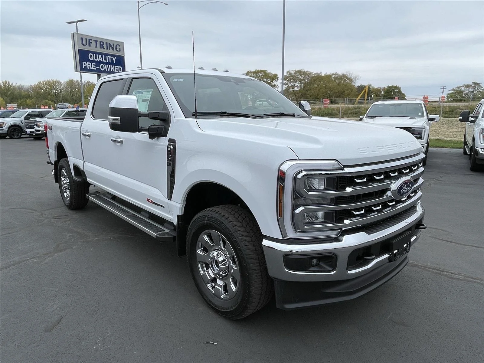 New 2026 Oxford White Ford LARIAT image 8