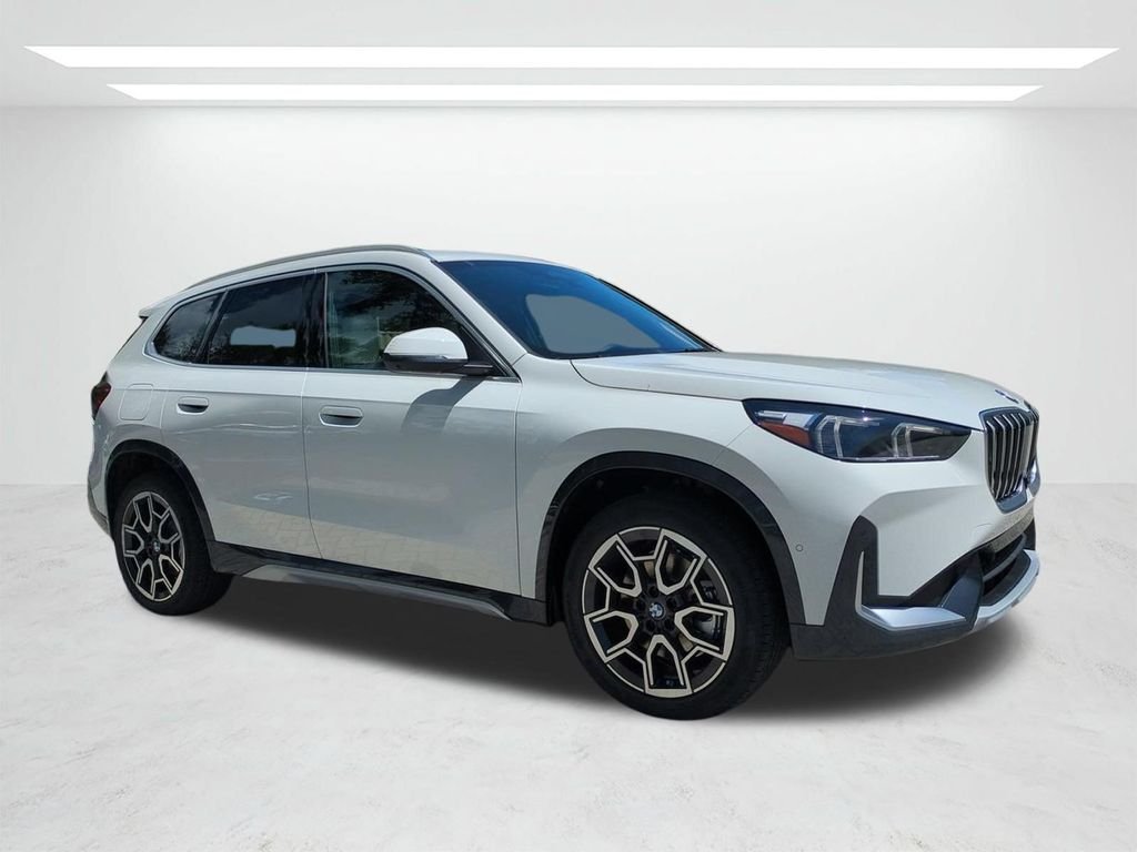New 2027 Alpine White BMW xDrive28i image 2
