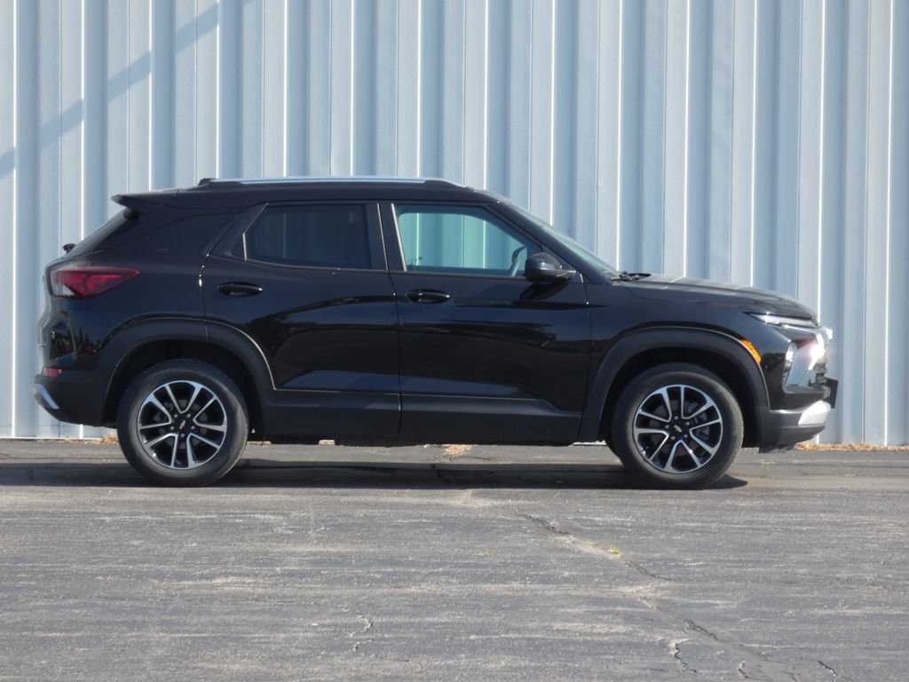 Used 2025 Chevrolet Trailblazer LT with VIN KL79MRSLXSB134381 for sale in Kansas City