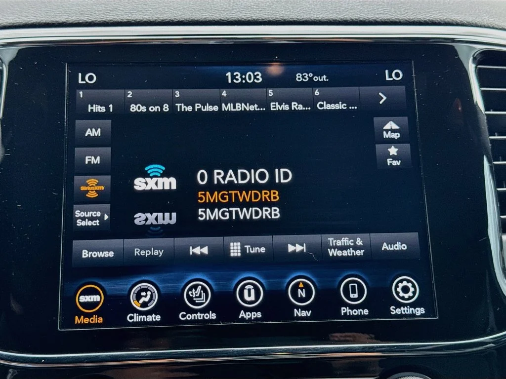 Used 2021 Black Jeep Laredo X image 15