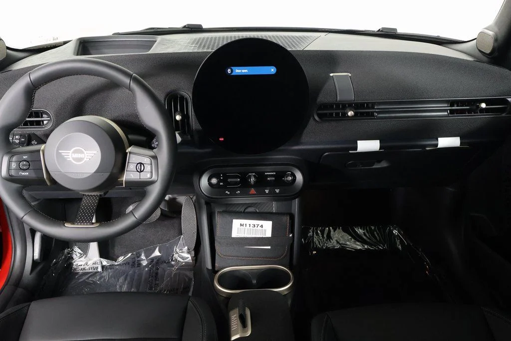 New 2026 Chili Red MINI Signature Plus image 4