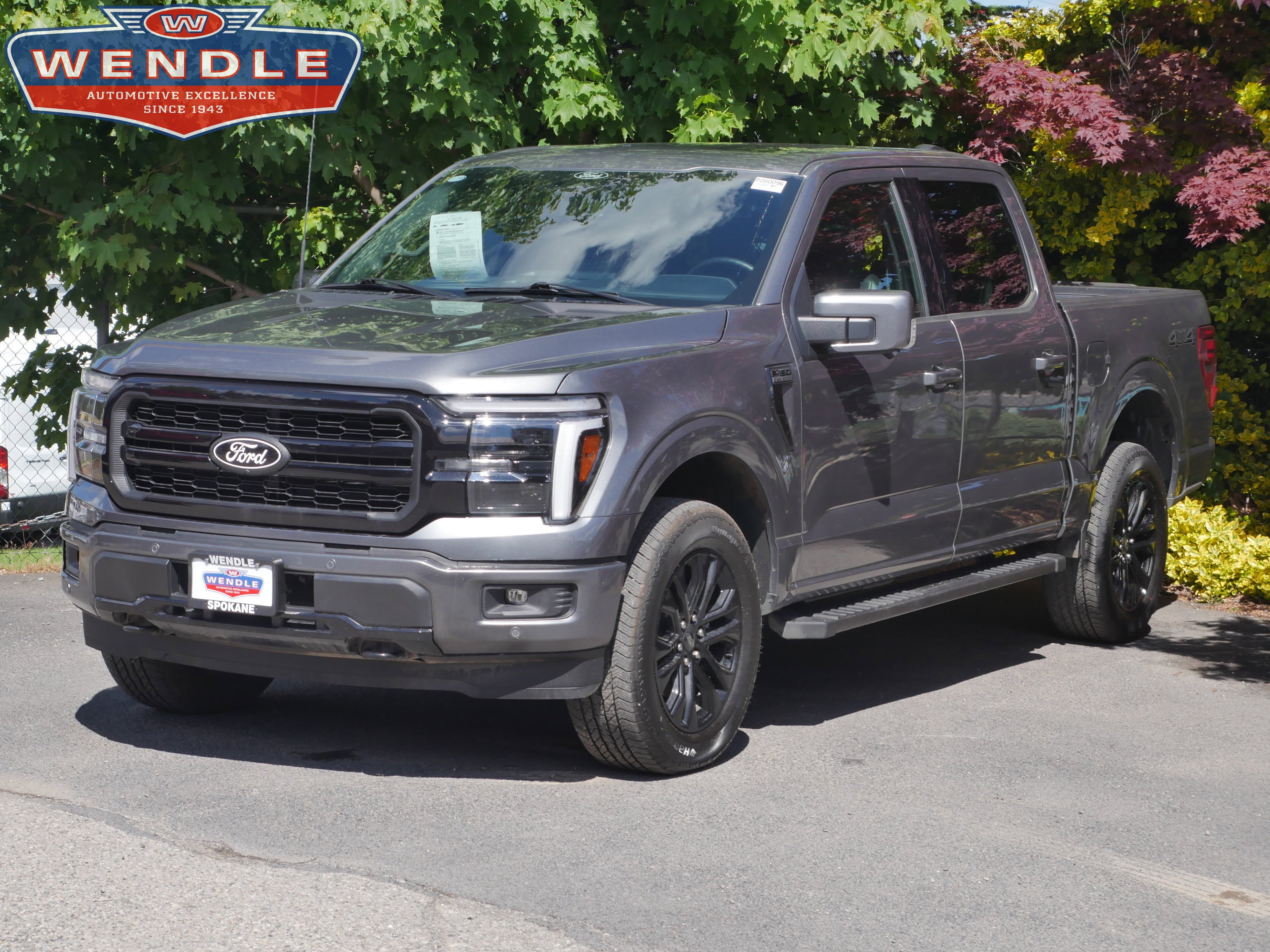 2025 Ford F-150 Lariat 4x4 SuperCrew 145 in's photo