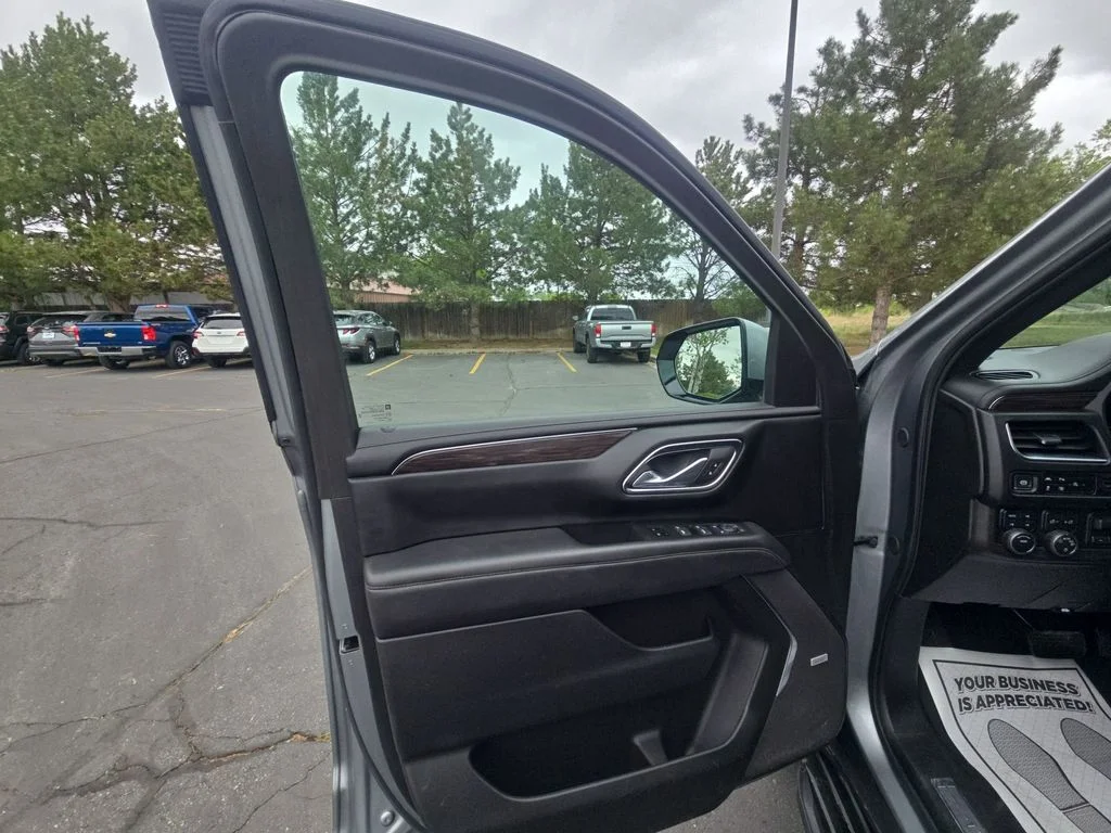 Used 2024 Gray Chevrolet LT image 28