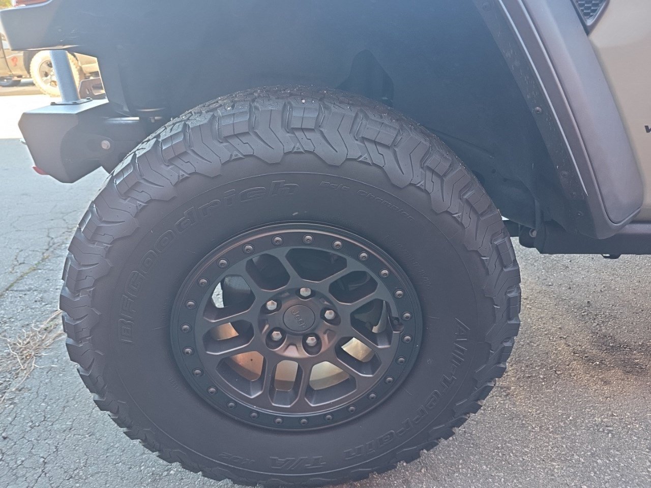 Used 2023 Earl Clearcoat Jeep Willys image 14