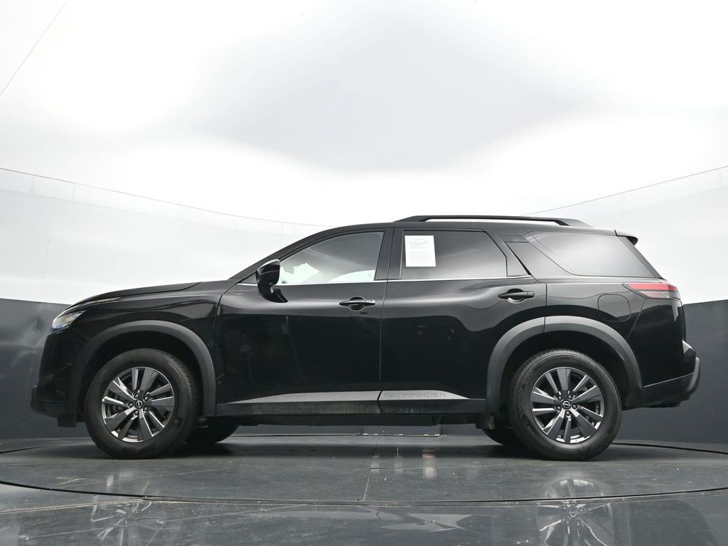 Used 2025 Super Black Nissan SV image 26