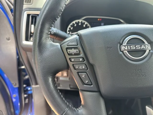 Used 2025 Blue Nissan SL image 17