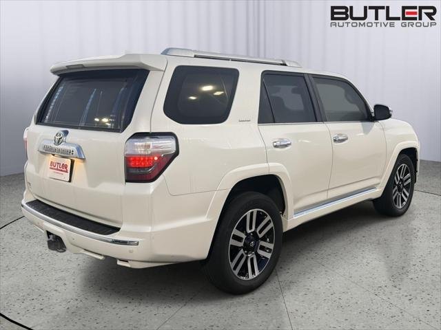 Certified Used 2023 BLIZZARD PEARL Toyota  image 6