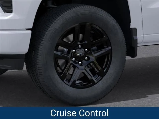 New 2026 Summit White Chevrolet Custom image 10