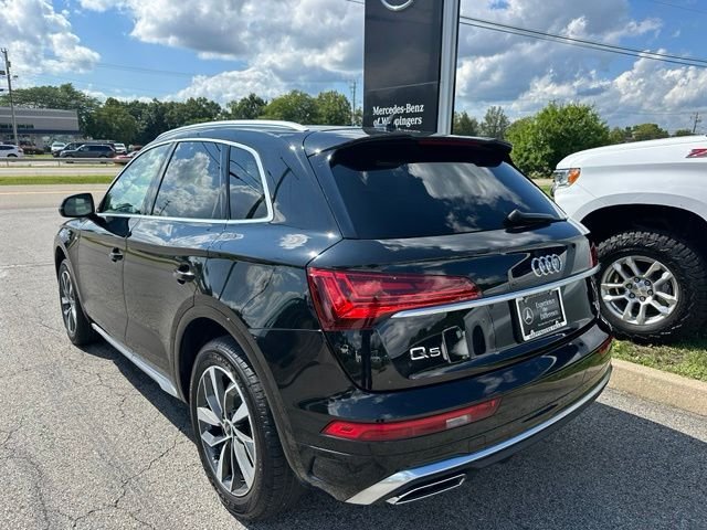 Used 2022 Black Audi 45 S line Premium image 3