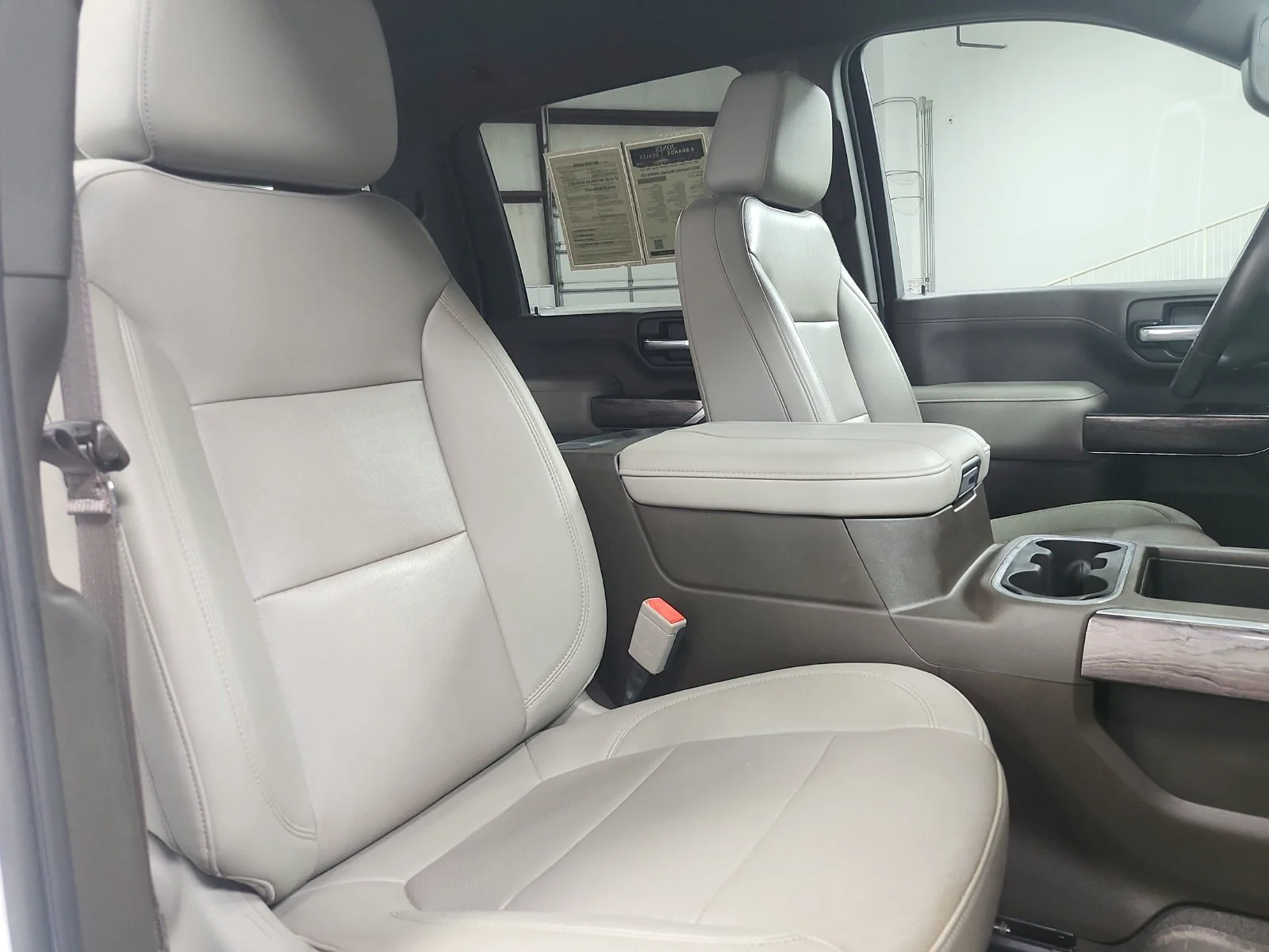 Used 2023 White Chevrolet LTZ image 41