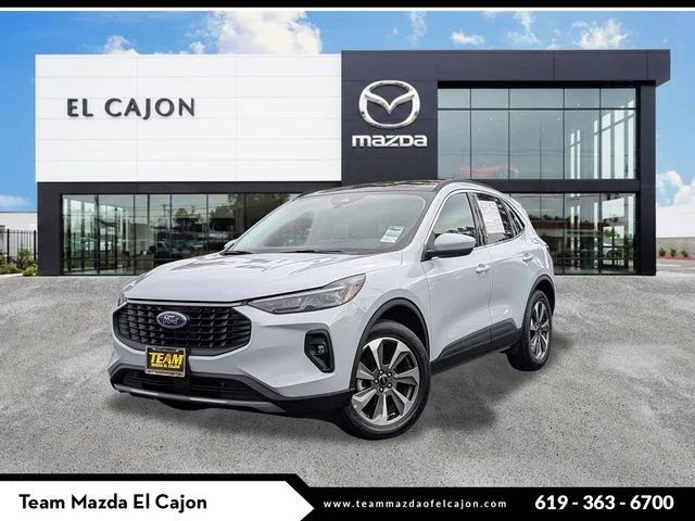 2025 Ford Escape Platinum