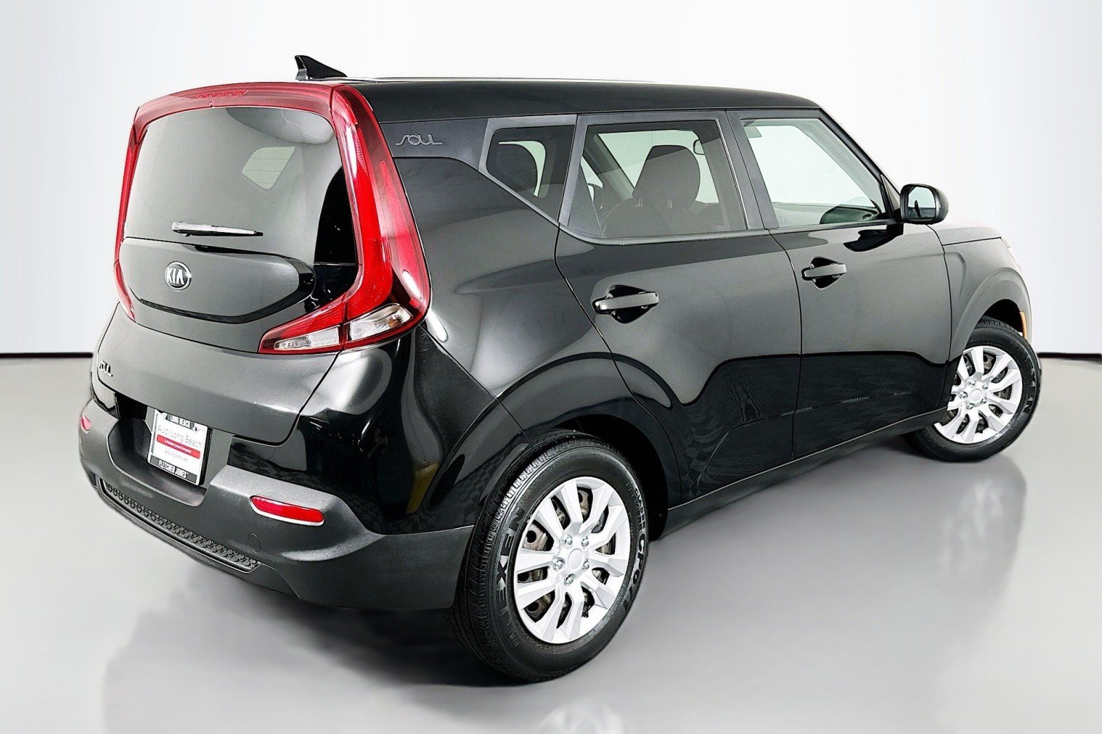Used 2020 Cherry Black Kia LX image 14