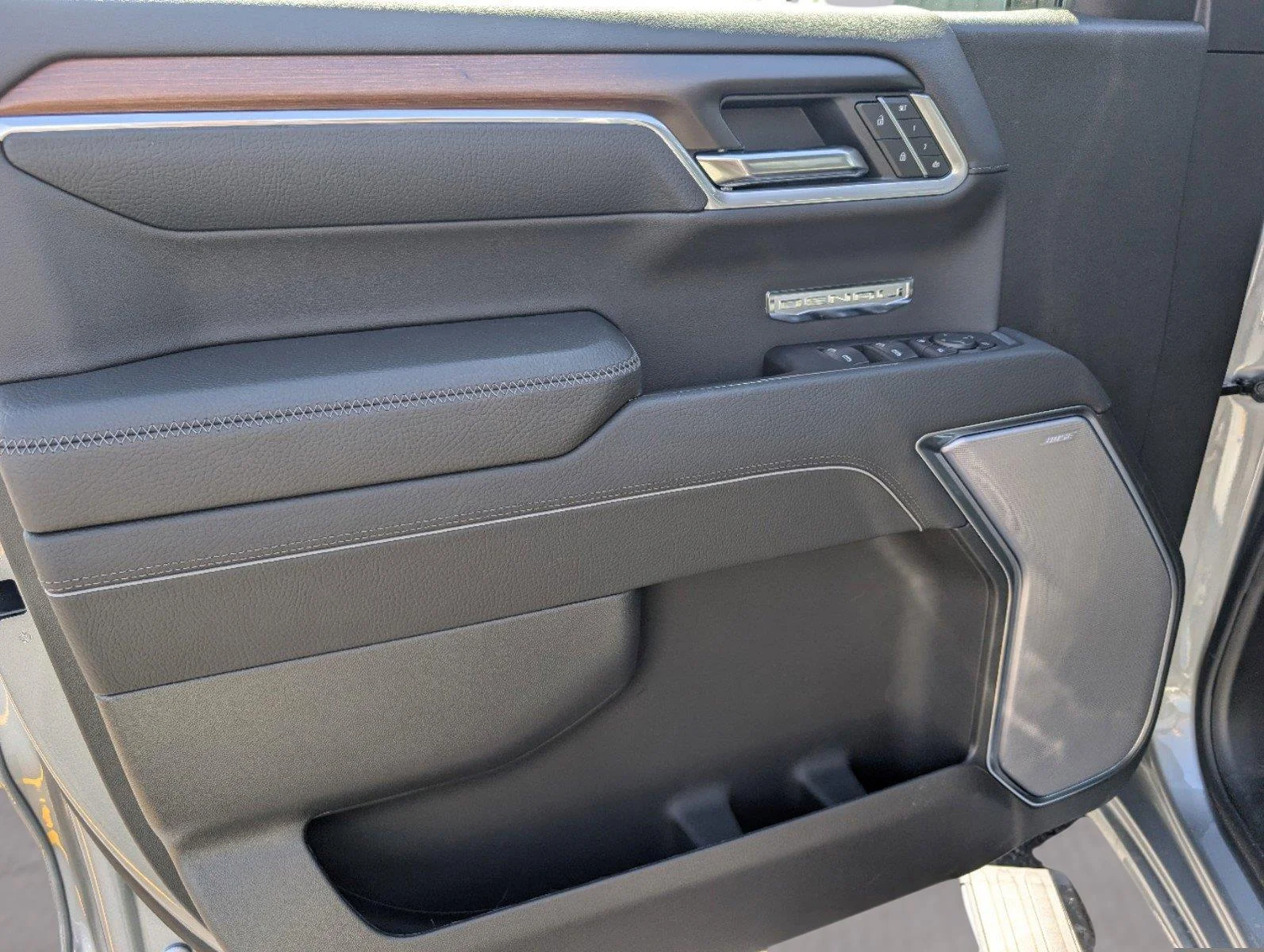 New 2026 Sterling Metallic GMC Denali image 30