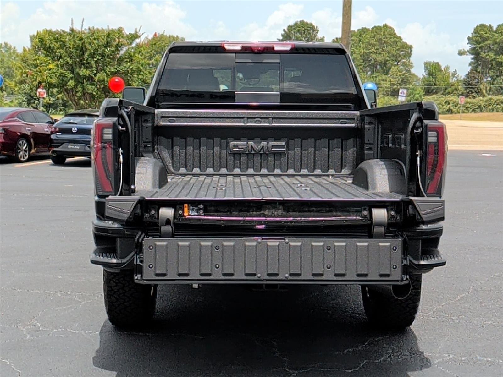 New 2026 Onyx Black GMC AT4 image 5
