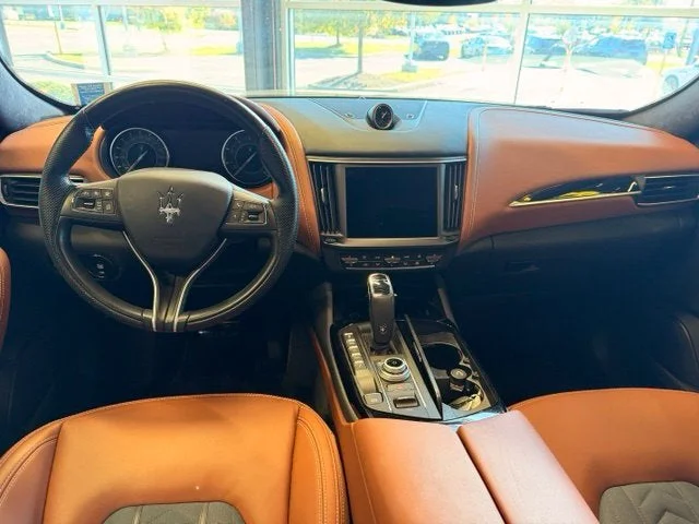 Used 2023 White Maserati GT image 12