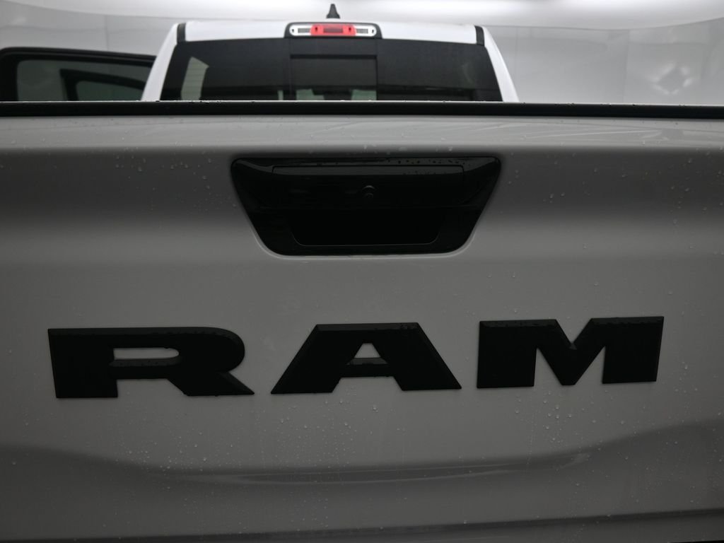 New 2026 Ivory White Tri-Coat Pearl-Coat Exterior Paint RAM Laramie image 25