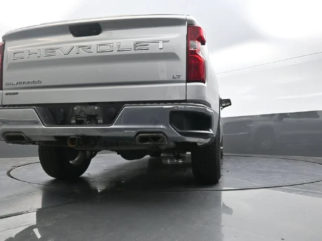 Used 2020 Silver Chevrolet LT image 36
