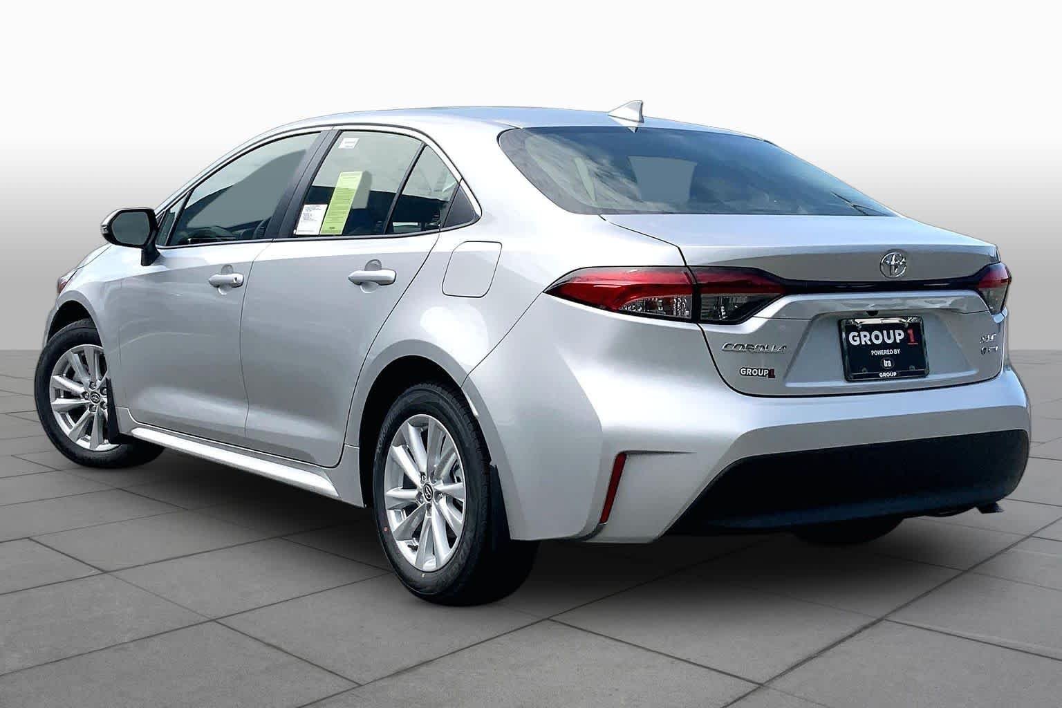 New 2026 Classic Silver Metallic Toyota Hybrid XLE image 12