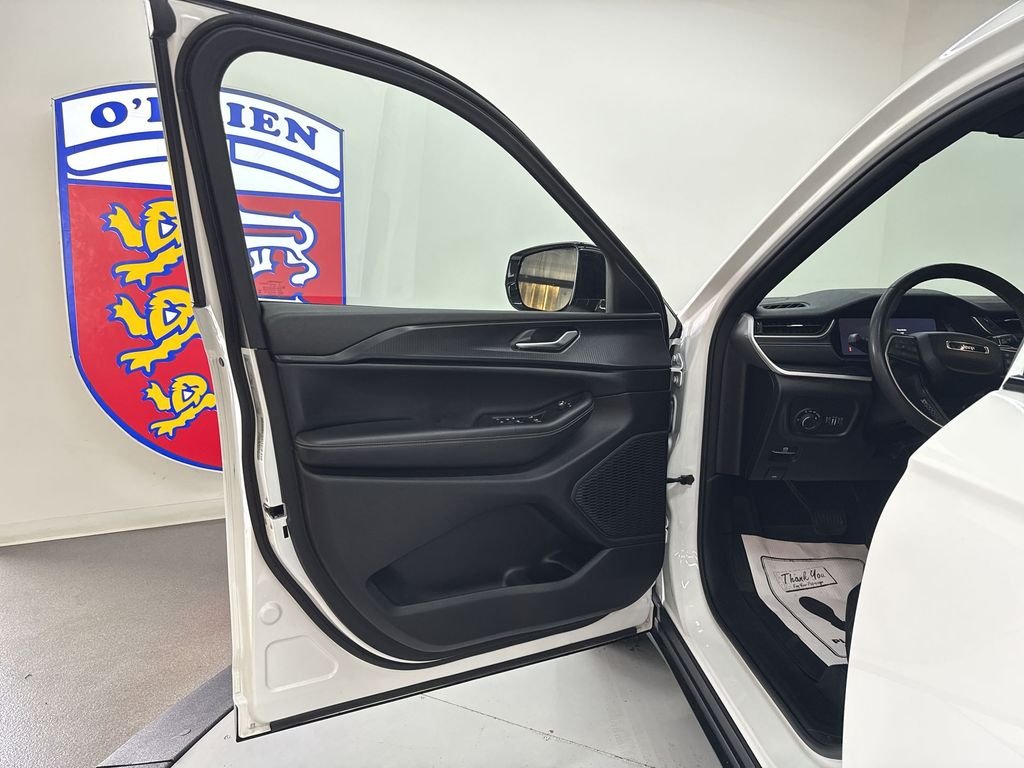 Used 2023 Bright White Clearcoat Jeep Altitude image 14