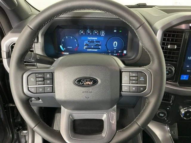 New 2026 Carbonized Gray Metallic Ford XLT image 18