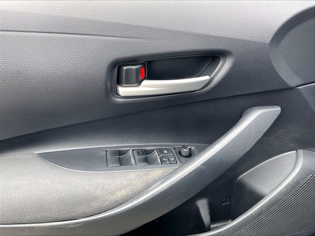 Used 2021 Blueprint Toyota LE image 34