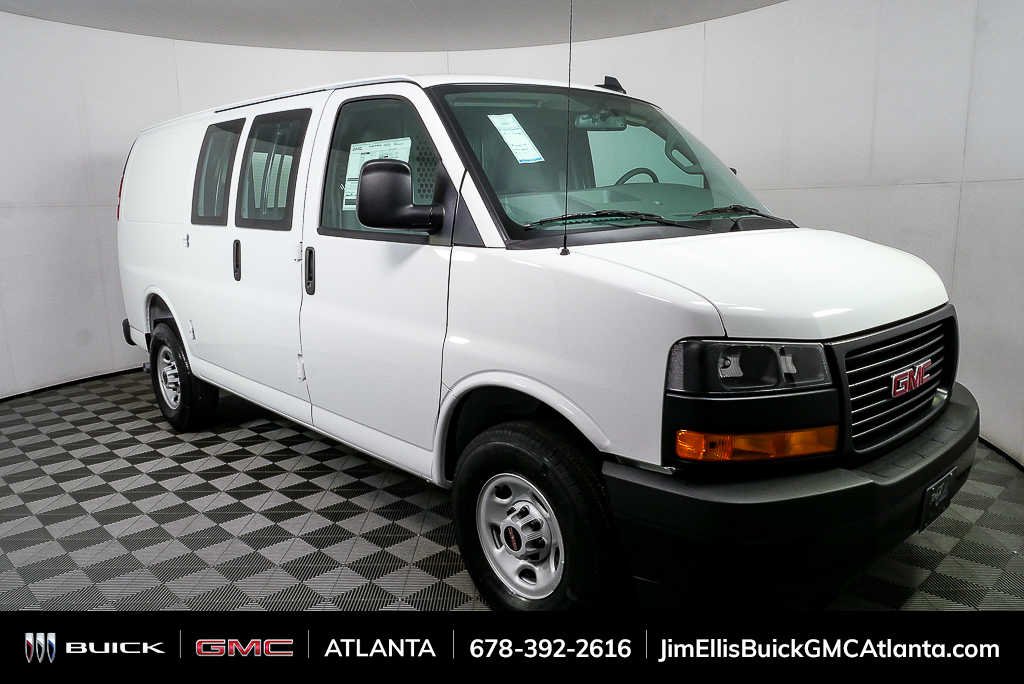 2025 GMC Savana 2500's photo