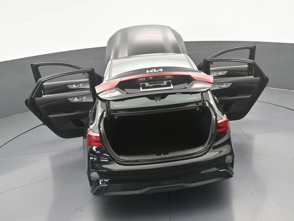Used 2023 Aurora Black Pearl Kia LXS image 62