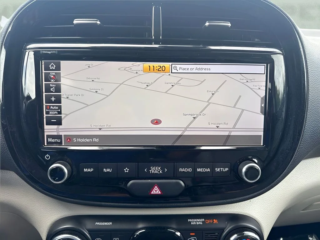 Used 2020 Green Kia EX image 19