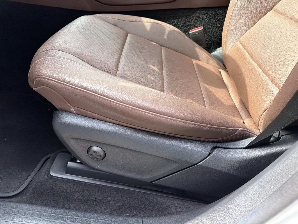 Certified Used 2024  Mercedes-Benz GLE 350 image 17