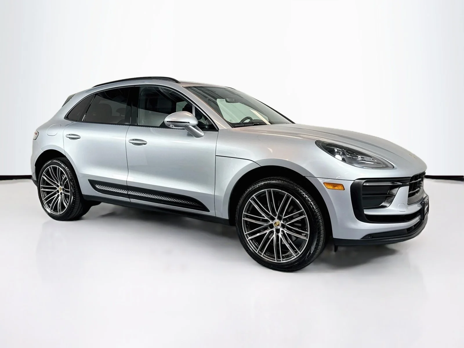Certified Used 2026 Dolomite Silver Porsche  image 7