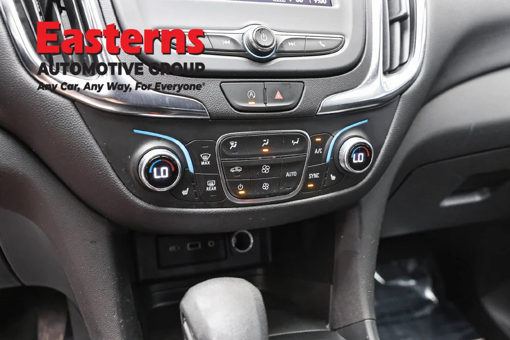 Used 2024 White Chevrolet LT image 19