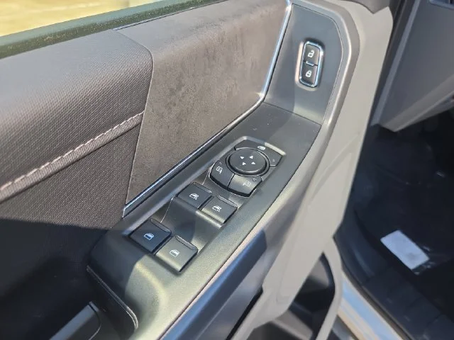 New 2026 Oxford White Ford XLT image 43