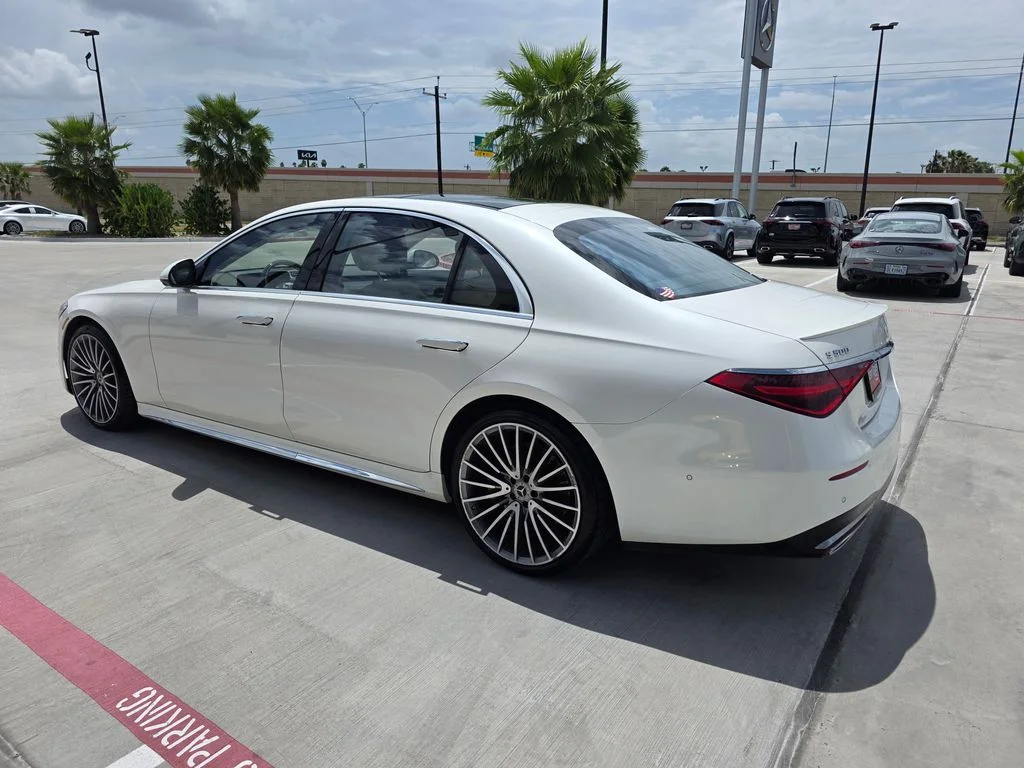 Used 2023 White Mercedes-Benz S 500 image 5