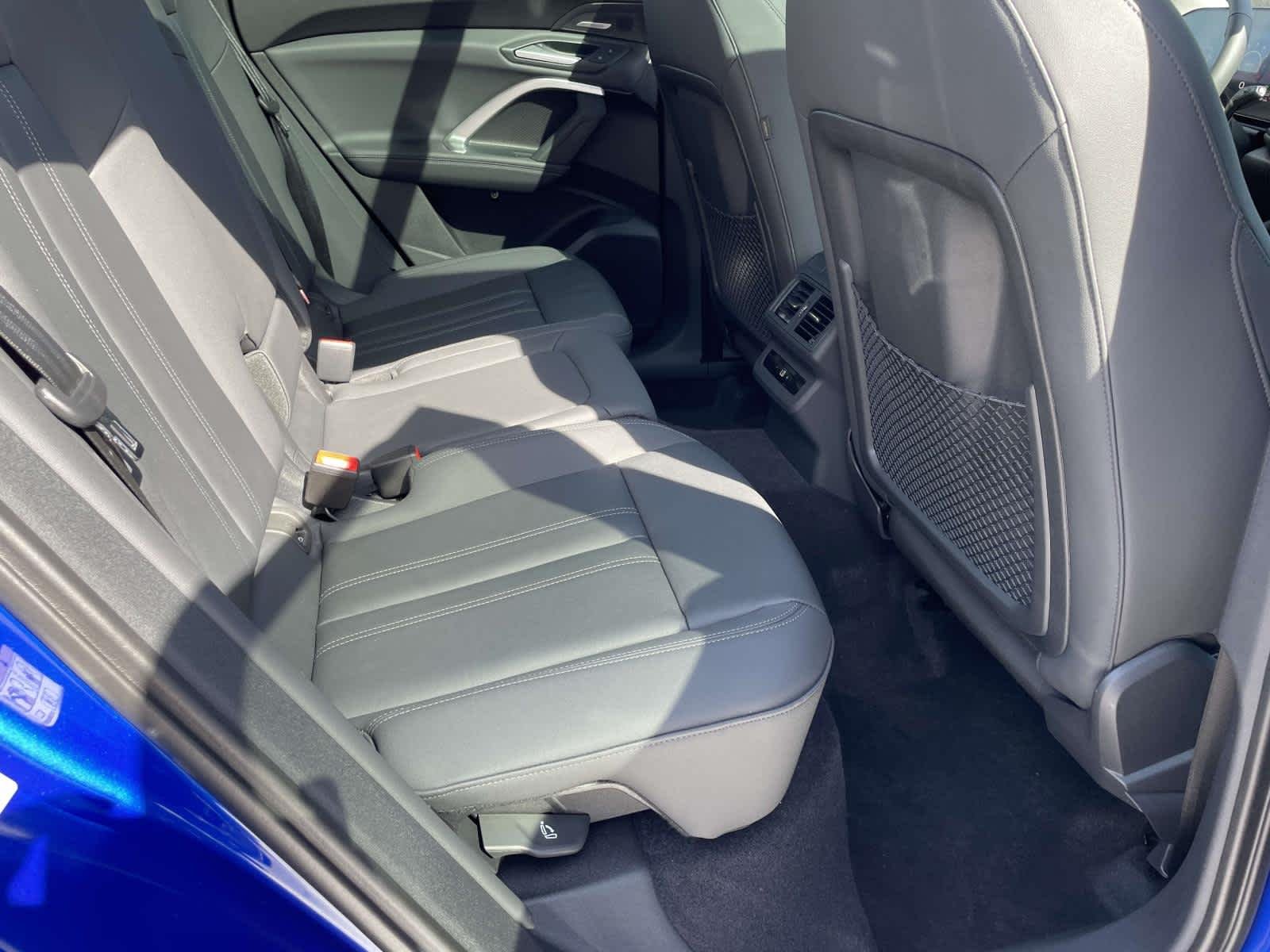 New 2026 6I6I/Blue Audi Premium Plus image 20