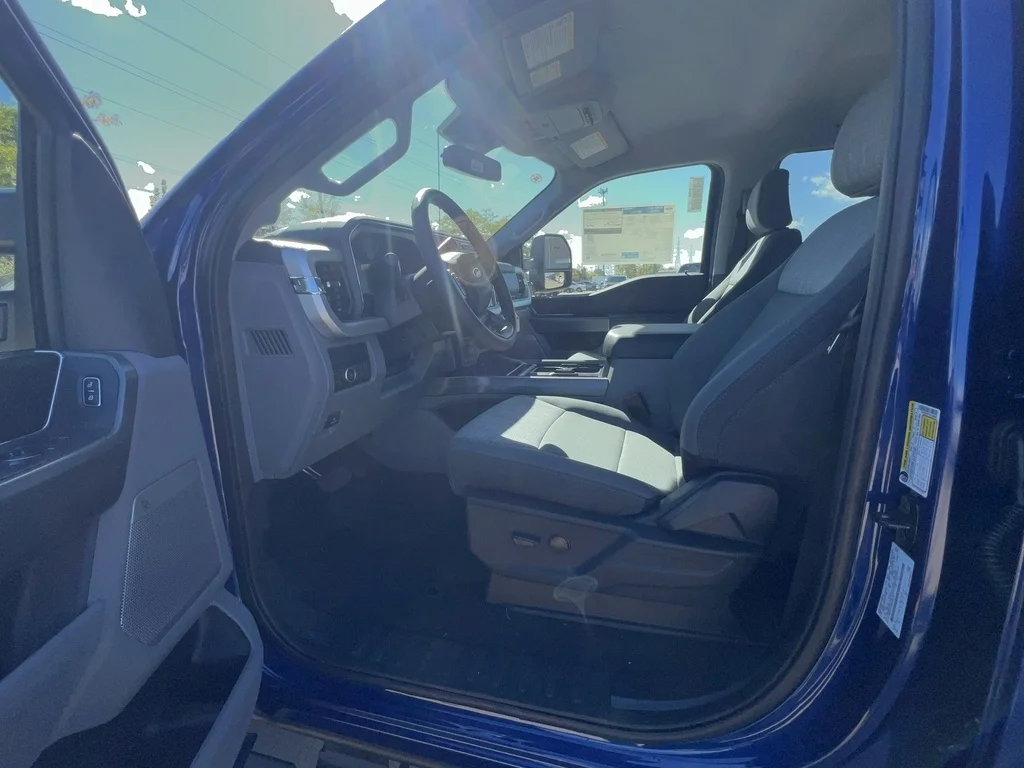 2026 Ford F-250 Super Duty XLT - Photo 10