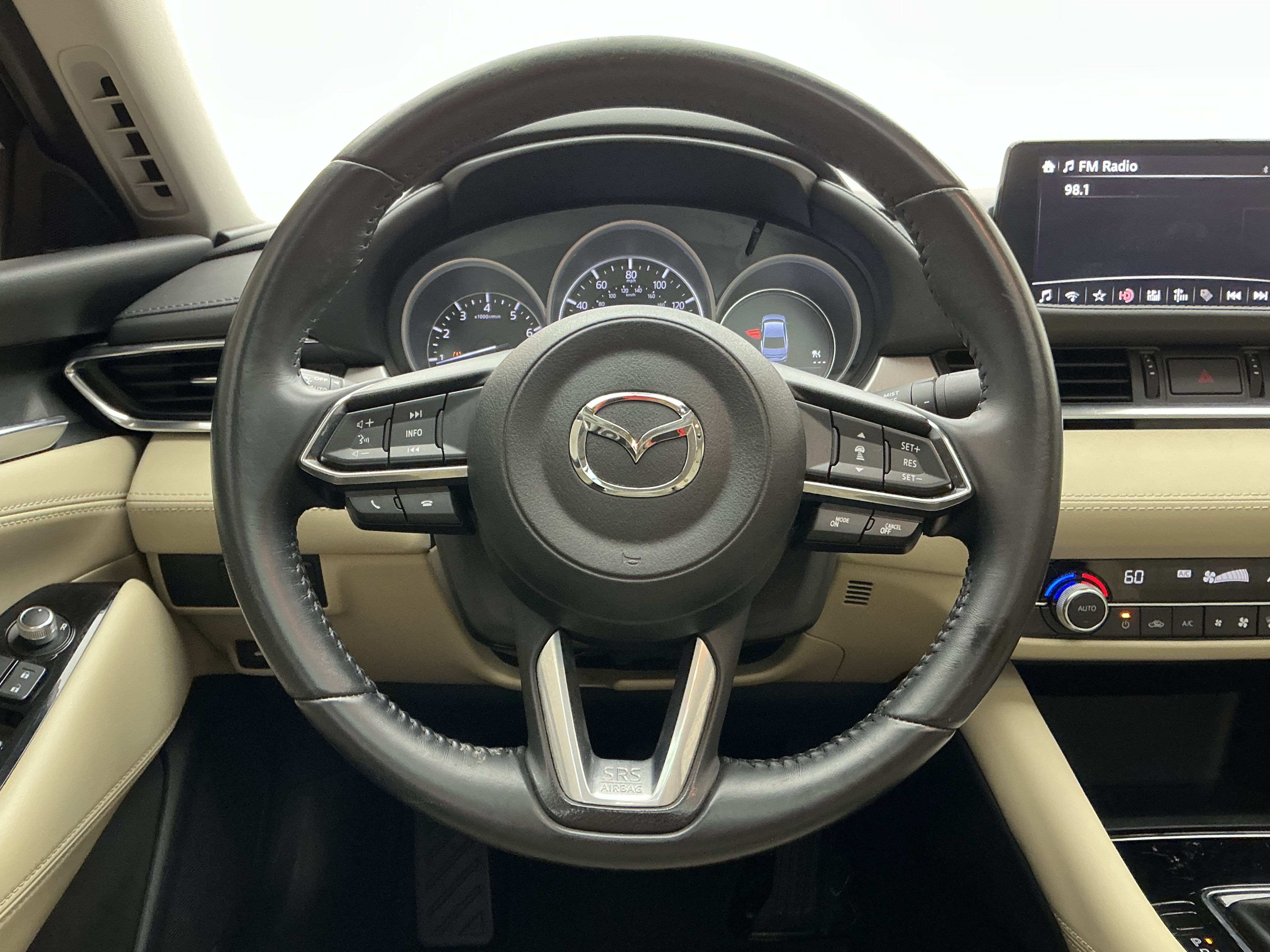 Used 2018 Soul Red Crystal Metallic Mazda Grand Touring image 21