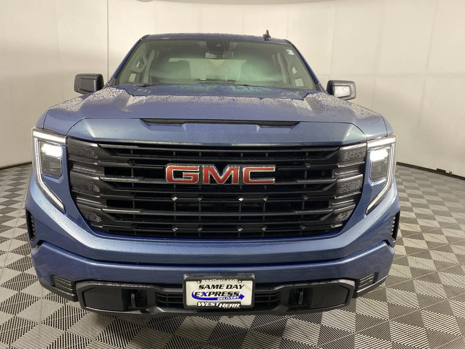 Used 2024 Downpour Metallic GMC Pro image 6