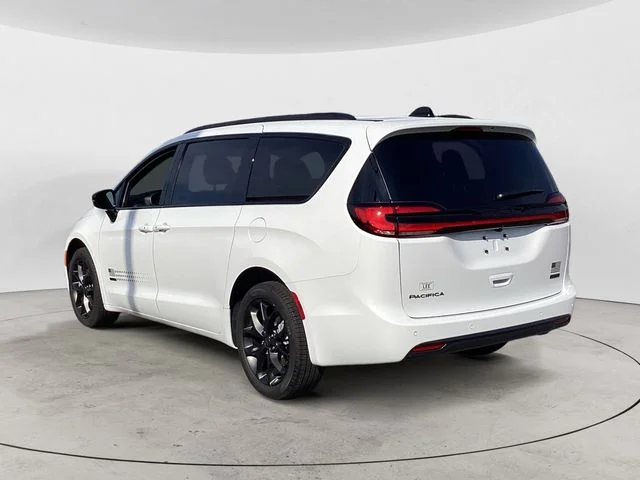 New 2027 Bright White Clearcoat Chrysler SELECT AWD image 3