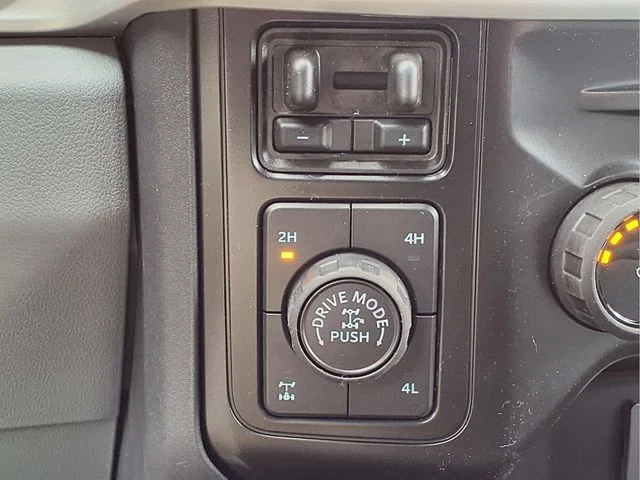 New 2026 Avalanche Ford F-250® XLT image 39