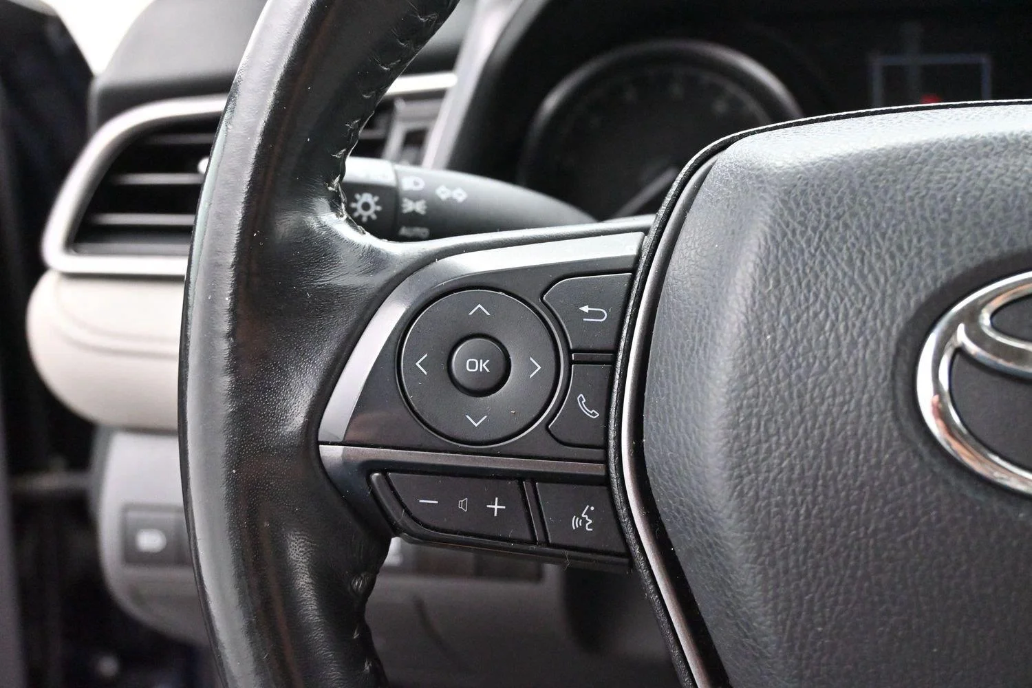 Used 2021 Blueprint Toyota SE image 16