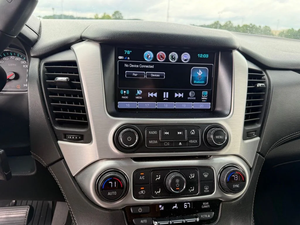 Used 2017 Silver GMC SLE image 7