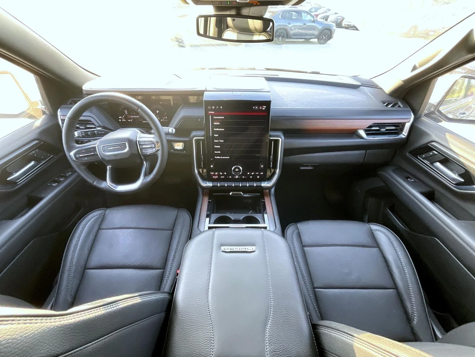 Used 2025 Silver GMC Denali image 15