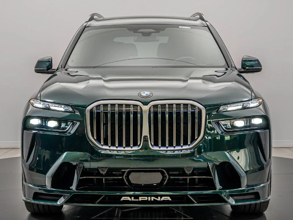 Used 2026 Alpina Green Metallic BMW ALPINA XB7 image 2