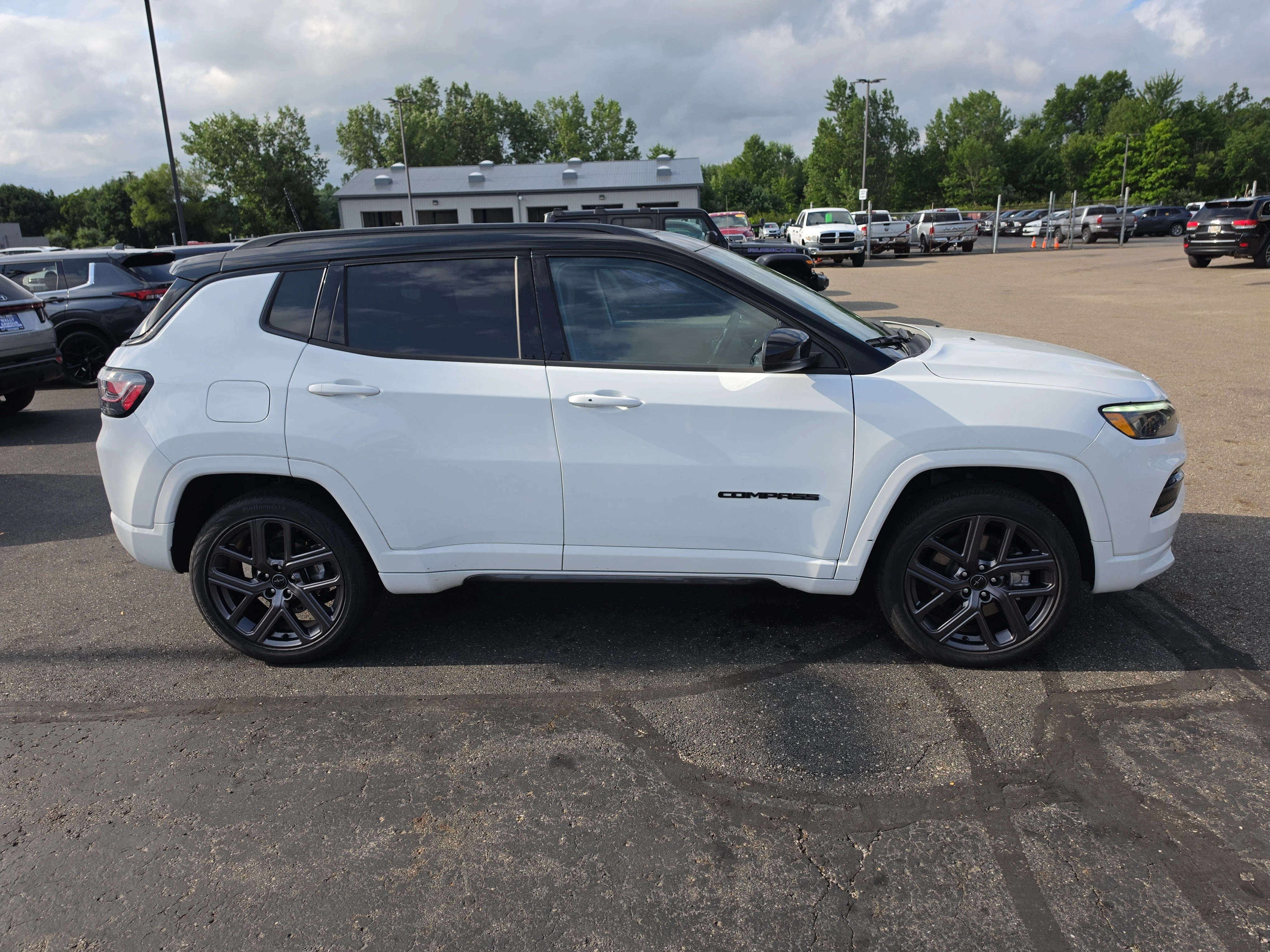 Used 2025 Bright White Clearcoat Jeep Limited image 2