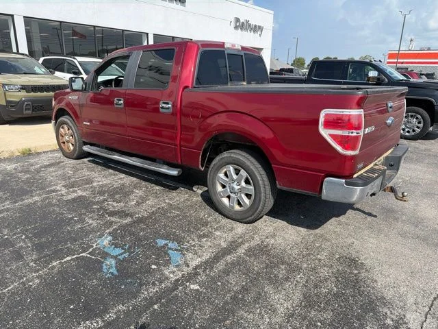 Used 2013 Red Ford XLT image 5