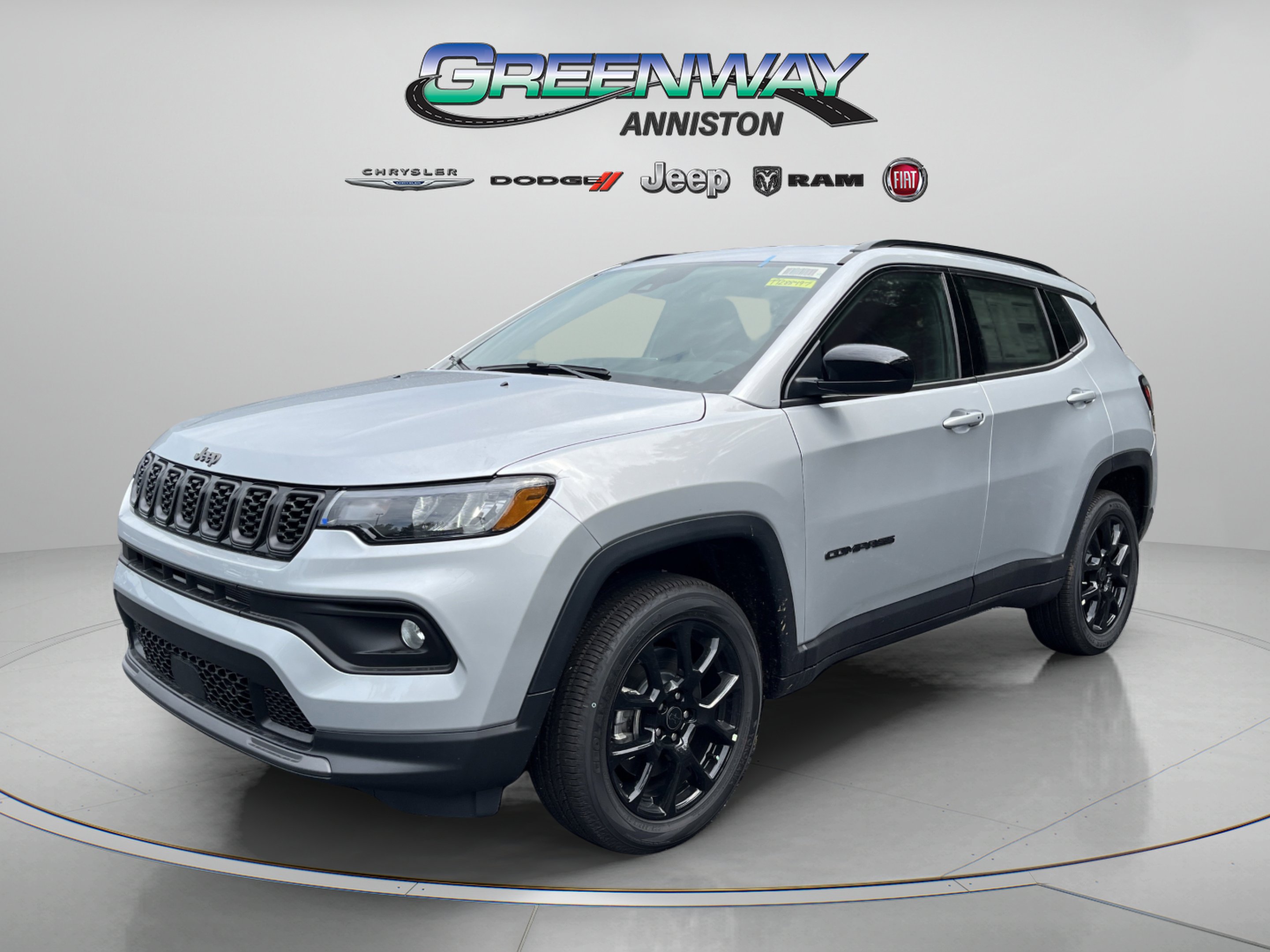 New 2026 Silver Zynith Metallic Clearcoat Jeep Latitude Altitude image 3