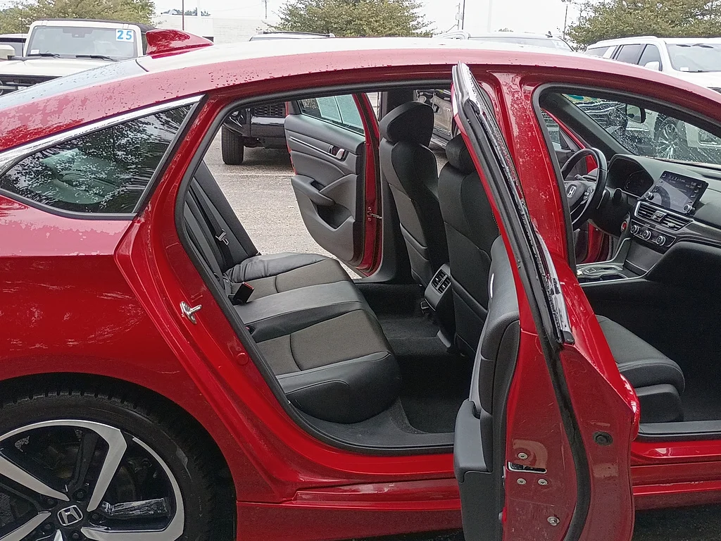 Certified Used 2018 San Marino Red Honda Sport image 14