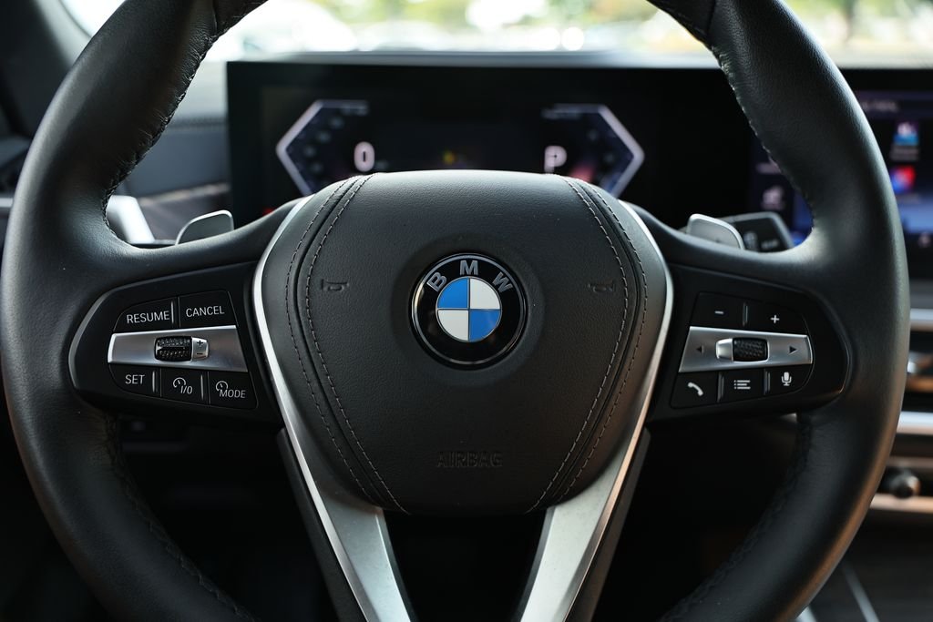 Used 2024 Manhattan Green Metallic BMW xDrive40i image 32
