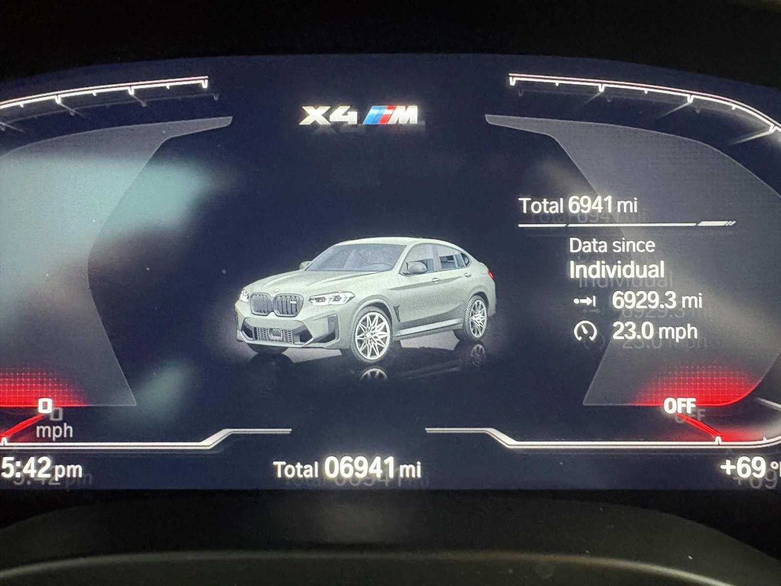 Used 2025 Brooklyn Grey Metallic BMW M Base image 10